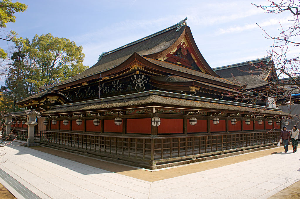 Kitano Tenmangu Shrine. The site where Nobunaga hosted the famous 'Kitano Ōchakai' (Great Kitano Tea Gathering).