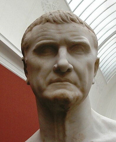 Büste von Marcus Licinius Crassus. Er investierte sein persönliches Vermögen und führte eine große Armee an, um den Aufstand von Spartacus niederzuschlagen.