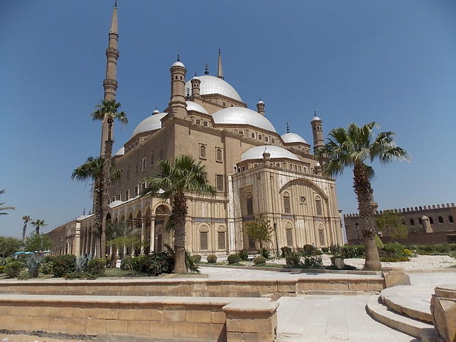 Masjid Muhammad Ali di Kairo. Mahakarya arsitektur ini melambangkan warisannya dan mewakili persatuan modernisasi dan tradisi Mesir.